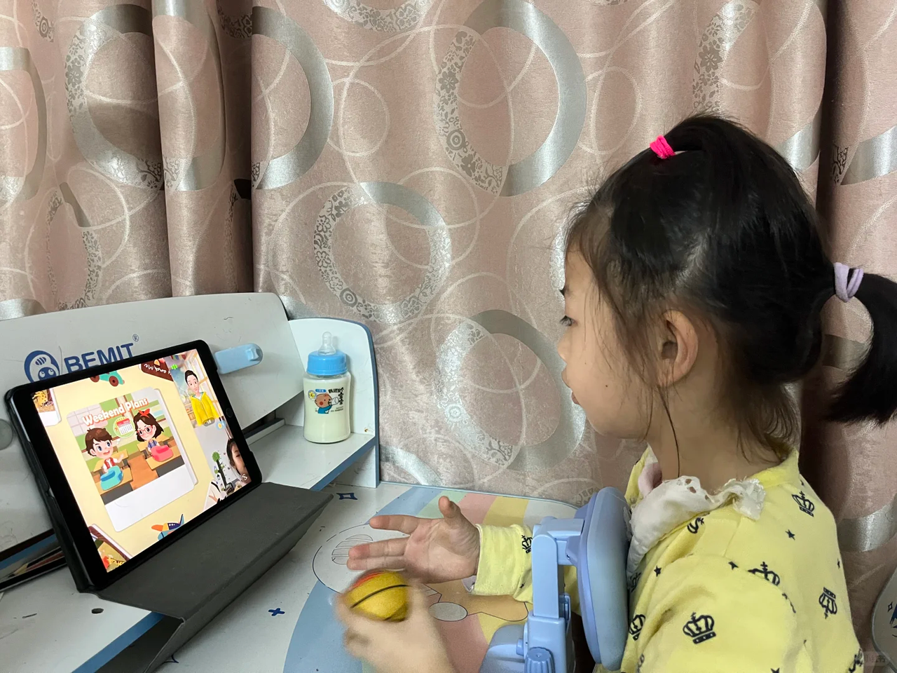 Một trung tâm tiếng anh cho trẻ em phù hợp là một nơi bé thoải mái học, không bị ràng buộc