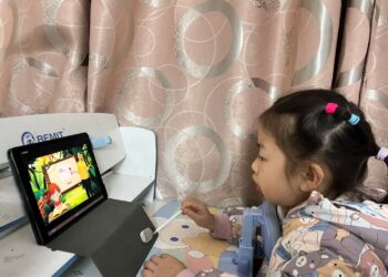 HỌC GIAO TIẾP TIẾNG ANH ONLINE VỚI GIÁO VIÊN NƯỚC NGOÀI