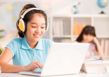 TIẾNG ANH TRỰC TUYẾN CHO TRẺ EM: GIẢI PHÁP HIỆU QUẢ TẠI NHÀ