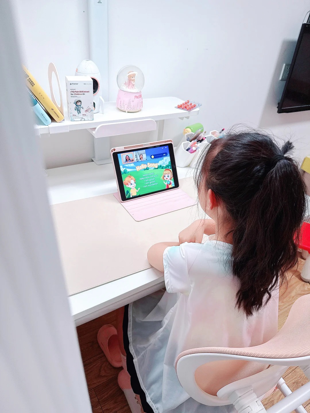 KHÓA HỌC TIẾNG ANH TRẺ EM: GIẢI PHÁP CHO CHA MẸ TỰ DẠY CON KHÔNG HIỆU QUẢ